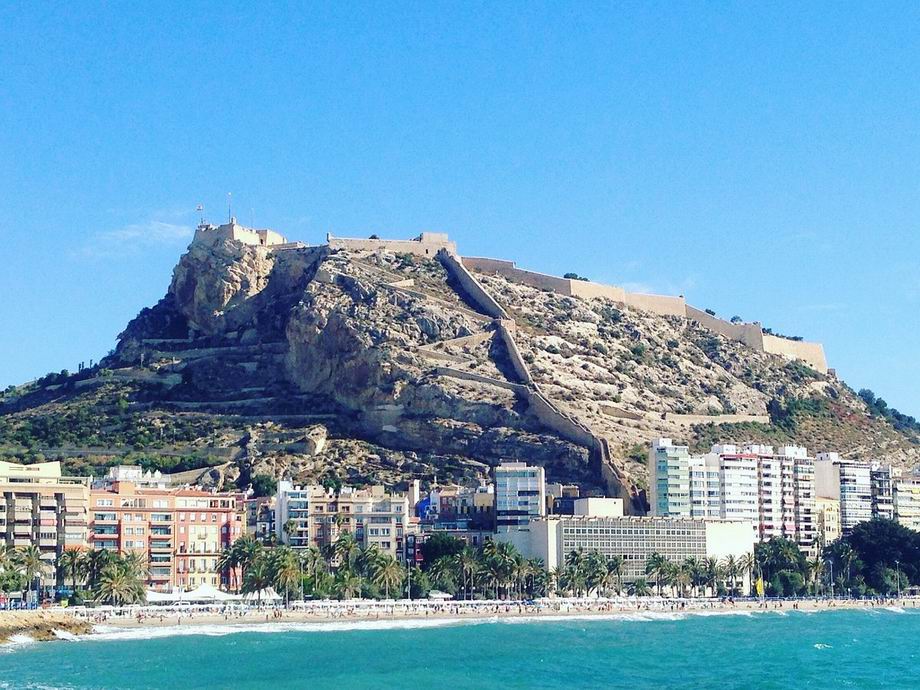 playa del postiguet alicante